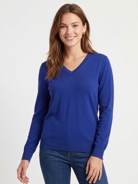 BANANA REPUBLIC V NECK LUXURY BLEND SWEATER